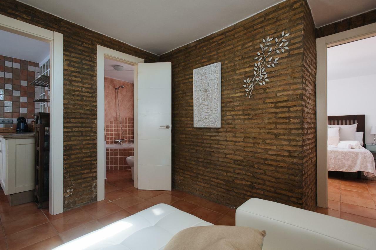 Cozy Attic With Terrace- 1Bd 1Bth- San Vicente Apartamento Sevilla Exterior foto