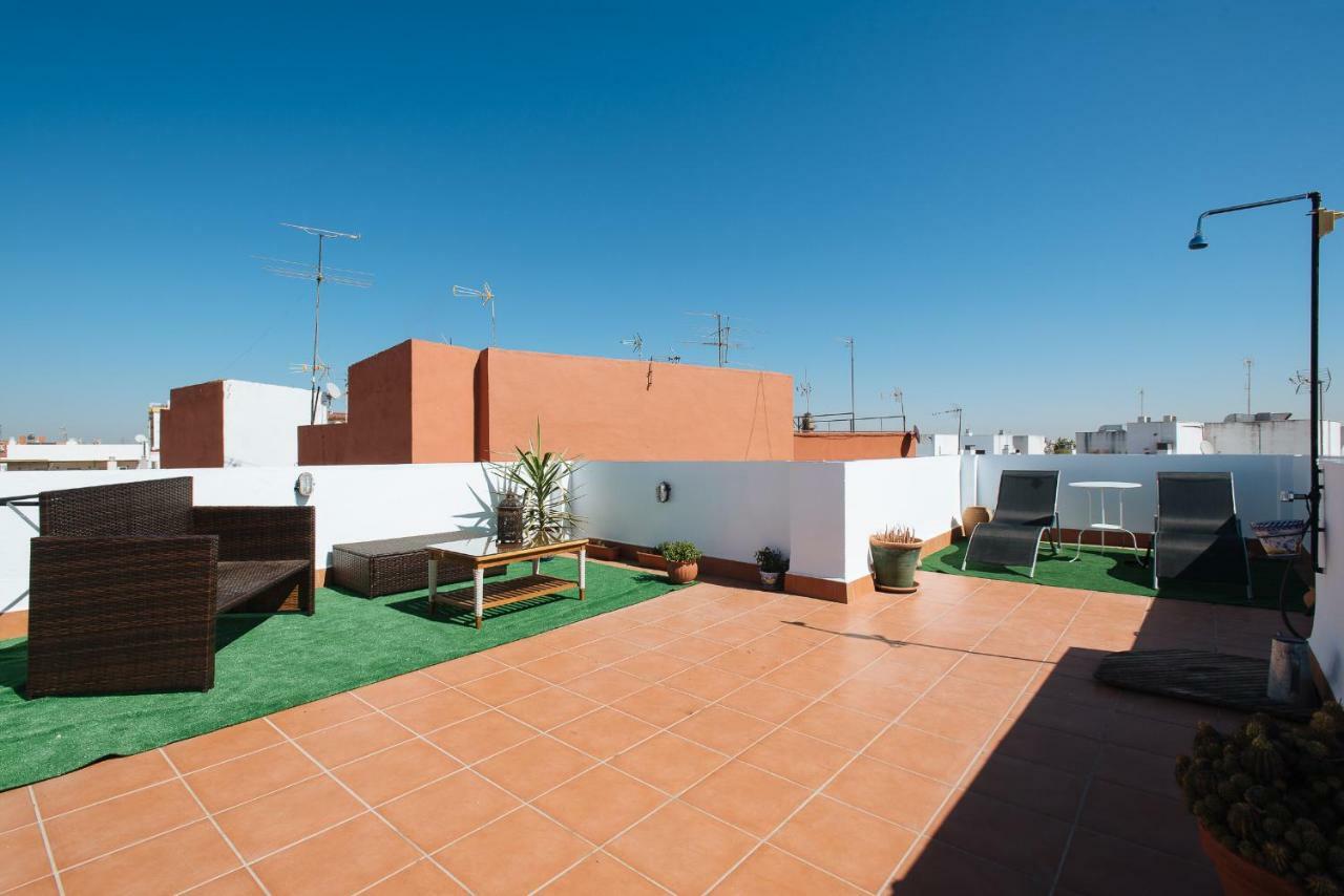 Cozy Attic With Terrace- 1Bd 1Bth- San Vicente Apartamento Sevilla Exterior foto