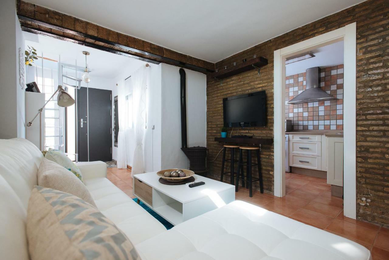 Cozy Attic With Terrace- 1Bd 1Bth- San Vicente Apartamento Sevilla Exterior foto